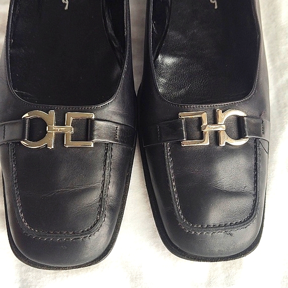 Vintage Salvatore Ferragamo Black Leather Pumps and Cloth Bag, Sz 10.5 Narrow - Picture 3 of 15